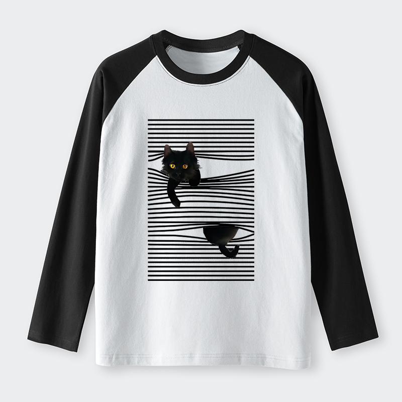 Tokyo-Tiger Cat Scratching Curtain Raglan Long Sleeve T-shirt