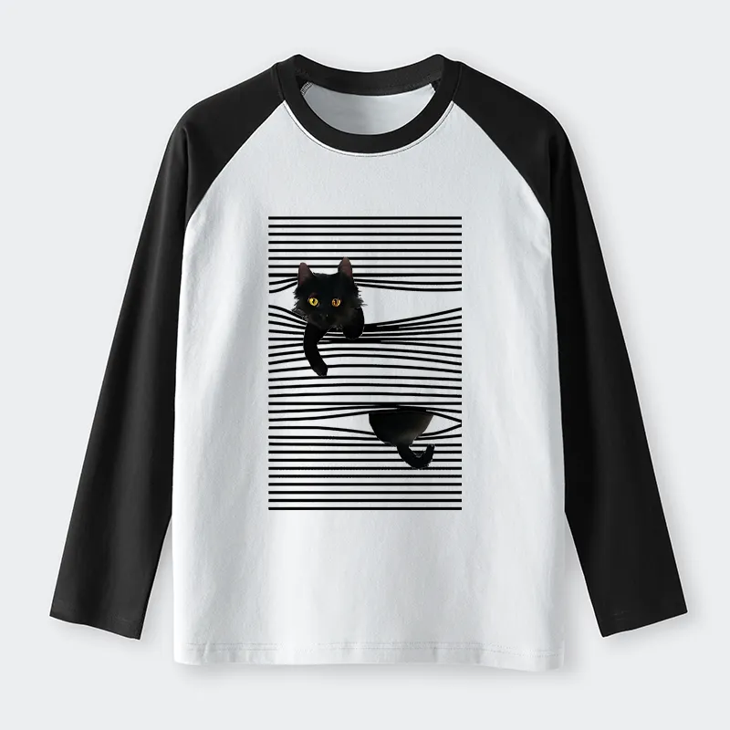 Tokyo-Tiger Cat Scratching Curtain Raglan Long Sleeve T-shirt