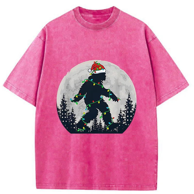Tokyo-Tiger Bigfoot At Christmas Washed T-Shirt