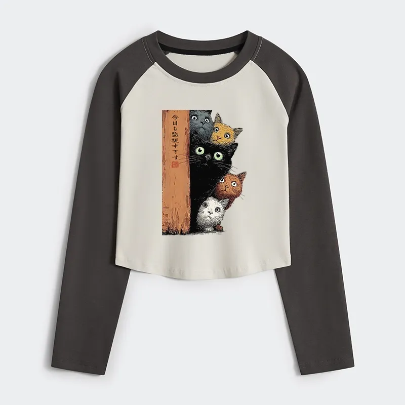 Tokyo-Tiger Five Cats Are Watching You Women's Crop Raglan T-Shirt