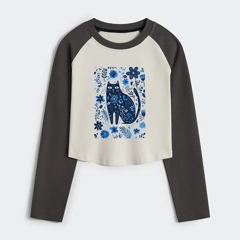 Tokyo-Tiger A Cat Among Flowers Women's Crop Raglan T-Shirt