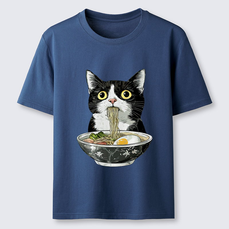 Tokyo-Tiger Cute Cat Eating Japan Ramen Classic T-Shirt