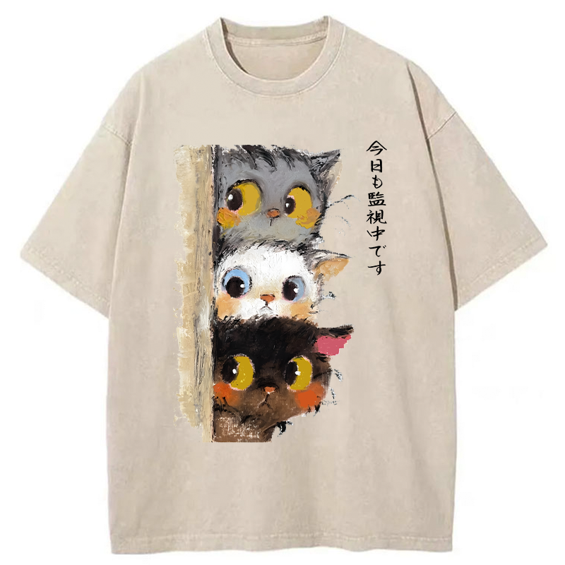 Tokyo-Tiger Three Cats Secretly Monitor Their Owner Washed T-Shirt