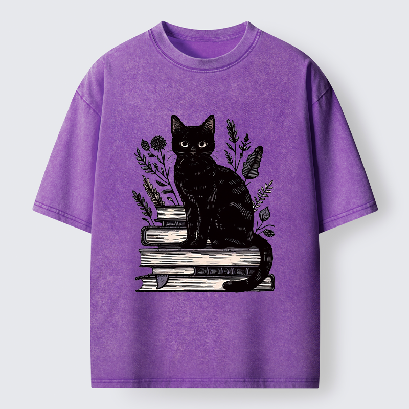 Tokyo-Tiger Books And Cats Washed T-Shirt