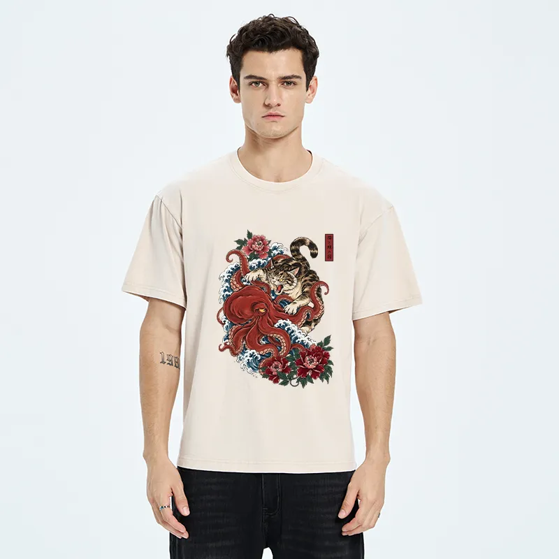 Tokyo-Tiger Ukiyo Style Cat Fighting Octopus Washed T-Shirt