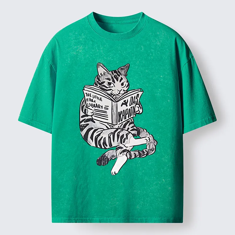 Tokyo-Tiger Cat Reading Books Washed T-Shirt
