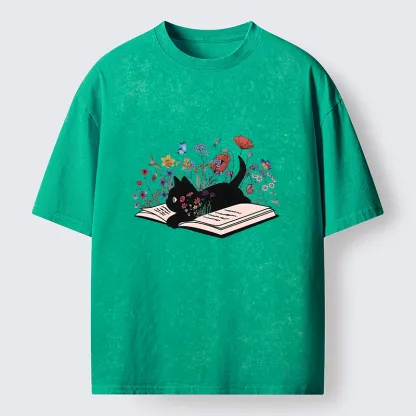 Tokyo-Tiger Black Cat Reading Washed T-Shirt