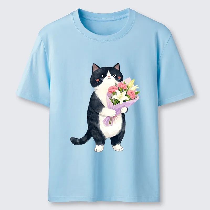 Tokyo-Tiger Sweet Cat Delivers Flowers Classic T-Shirt