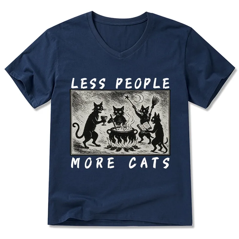 Tokyo-Tiger Cat Sacrifice Ceremony V-Neck Classic T-Shirt