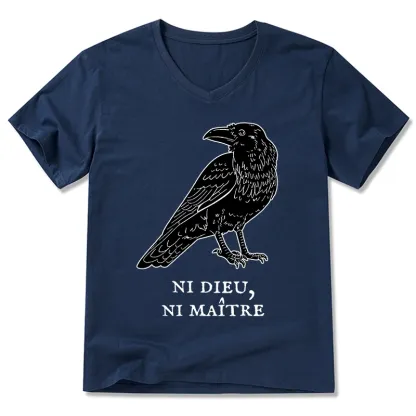 Tokyo-Tiger Crow Have A Strong Sense Of Self V-Neck Classic T-Shirt