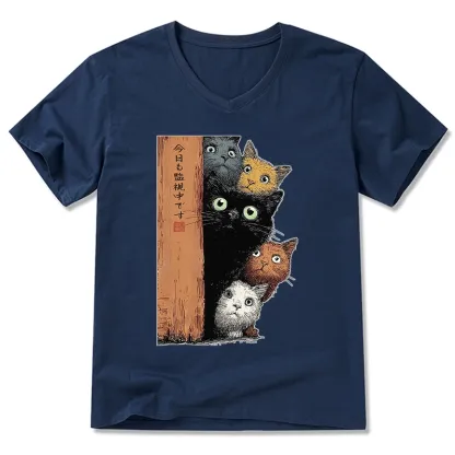 Tokyo-Tiger Five Cats Are Watching You V-Neck Classic T-Shirt
