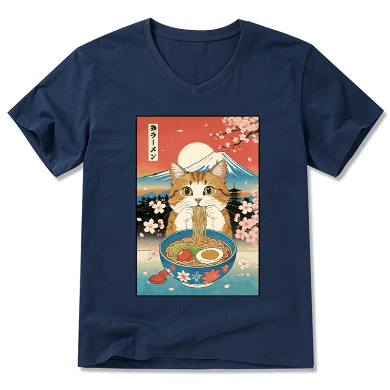 Tokyo-Tiger Funny Orange Cat Eating Ramen Japan V-Neck Classic T-Shirt