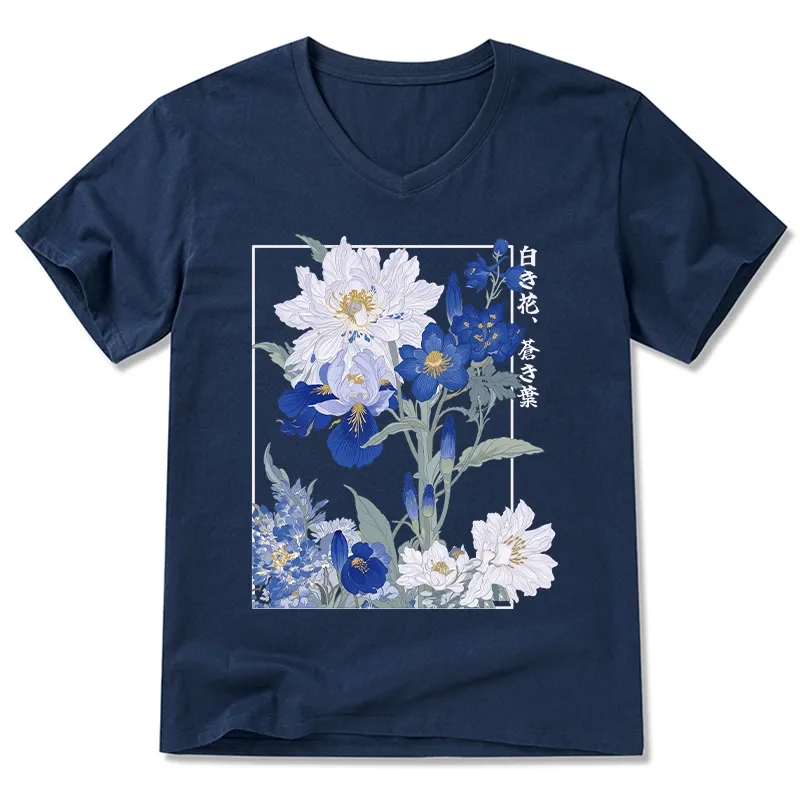 Tokyo-Tiger Blossoms Of The Firmament V-Neck Classic T-Shirt