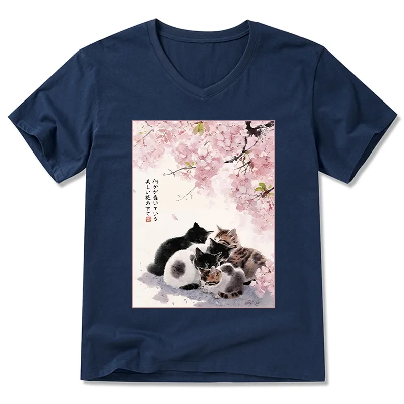 Tokyo-Tiger Cute Cats Sakura Garden V-Neck Classic T-Shirt