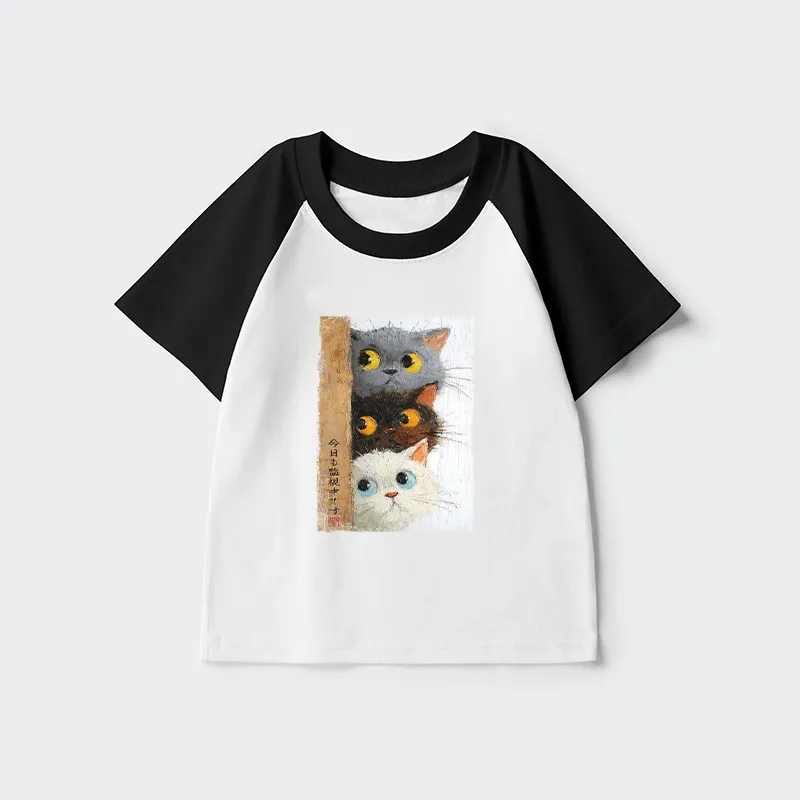 Tokyo-Tiger Three Cute Cats Watch You Kids Raglan T-shirt
