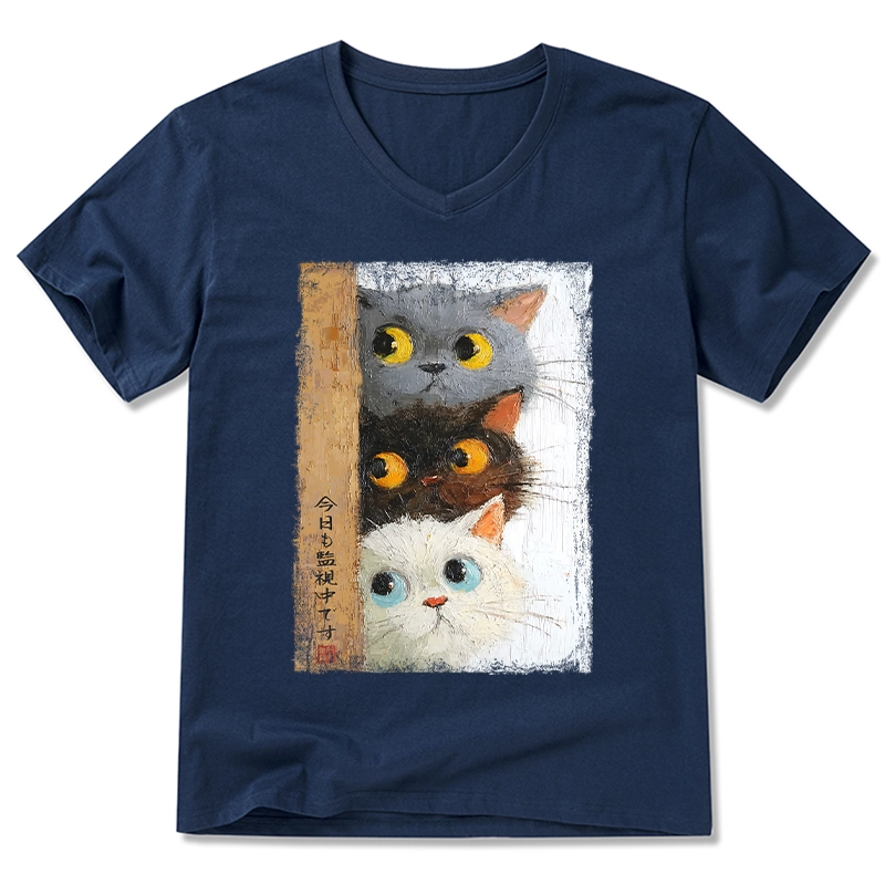 Tokyo-Tiger Three Cute Cats Watch You V-Neck Classic T-Shirt