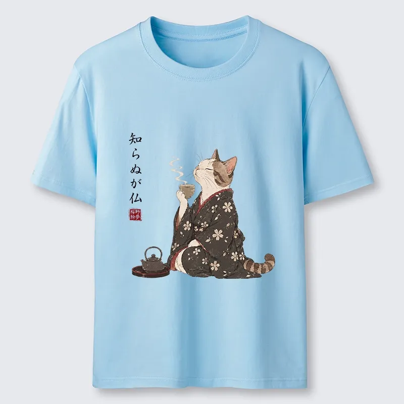 Tokyo-Tiger Zen Cat Drinking Tea In A Kimono Classic T-Shirt