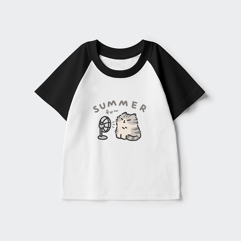 Tokyo-Tiger Summer Cat Chills With A Fan Kids Raglan T-shirt