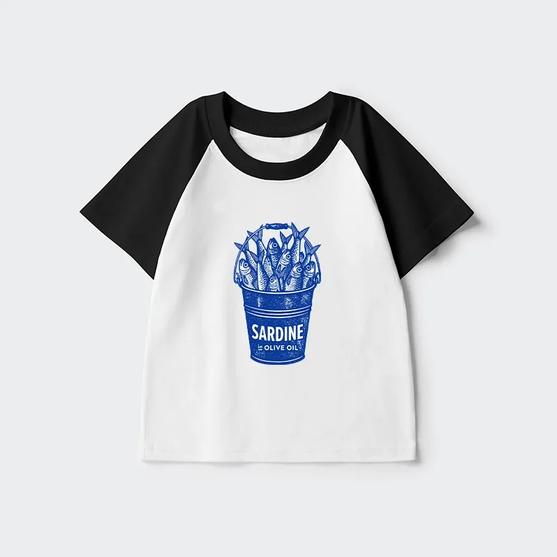 Tokyo-Tiger Vintage Bucket Full Of Fresh Sardines Kids Raglan T-shirt