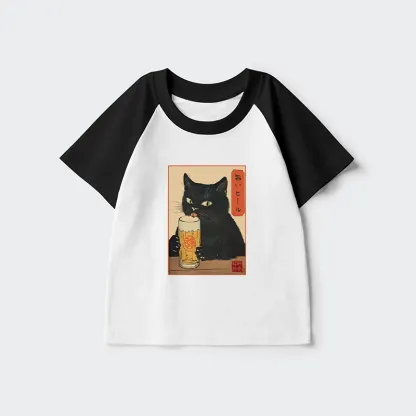 Tokyo-Tiger Cat Holding A Glass Of Beer Kids Raglan T-shirt