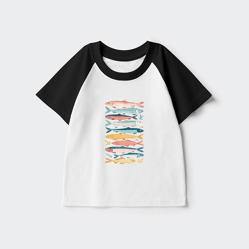 Tokyo-Tiger Beautiful Colorful Fish In The Sea Kids Raglan T-shirt