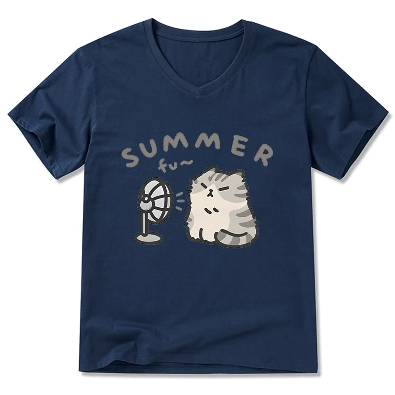 Tokyo-Tiger Summer Cat Chills With A Fan V-Neck Classic T-Shirt