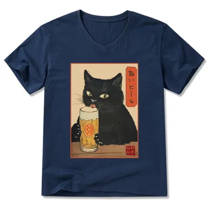 Tokyo-Tiger Cat Holding A Glass Of Beer V-Neck Classic T-Shirt