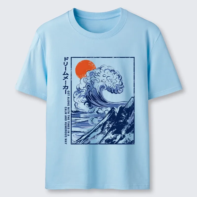 Tokyo-Tiger Big Blue Wave Mountain Sunrise Art Classic T-Shirt