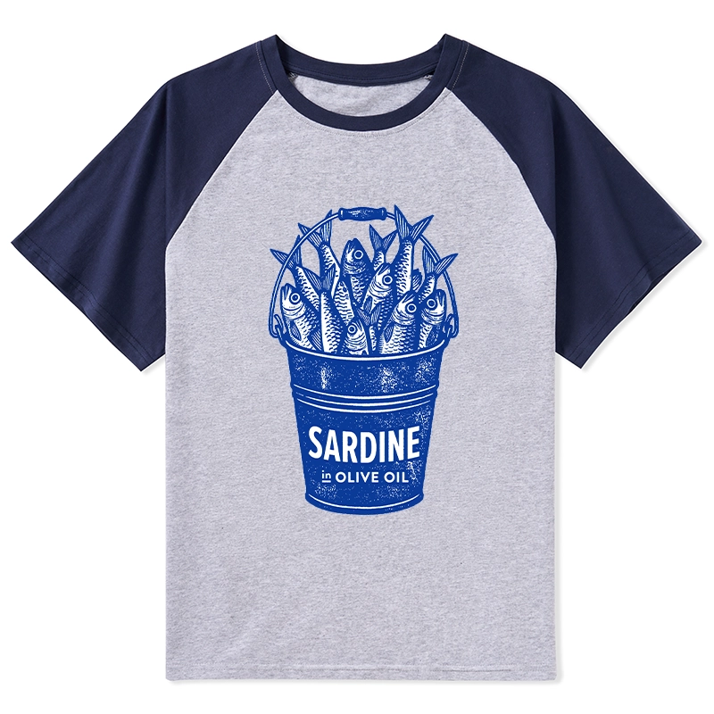 Tokyo-Tiger Vintage Bucket Full Of Fresh Sardines Raglan T-shirt