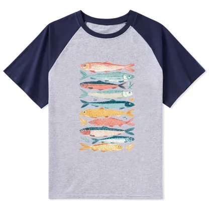 Tokyo-Tiger Beautiful Colorful Fish In The Sea Raglan T-shirt