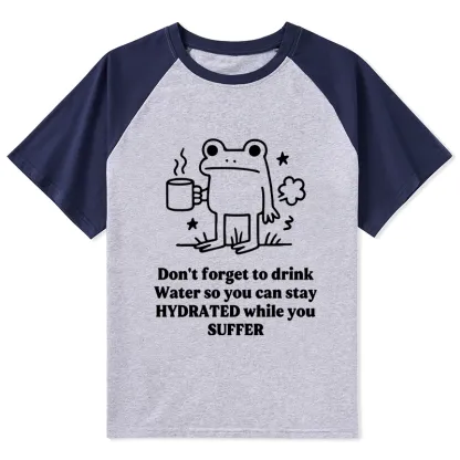 Tokyo-Tiger Frog Says Drink Water Raglan T-shirt