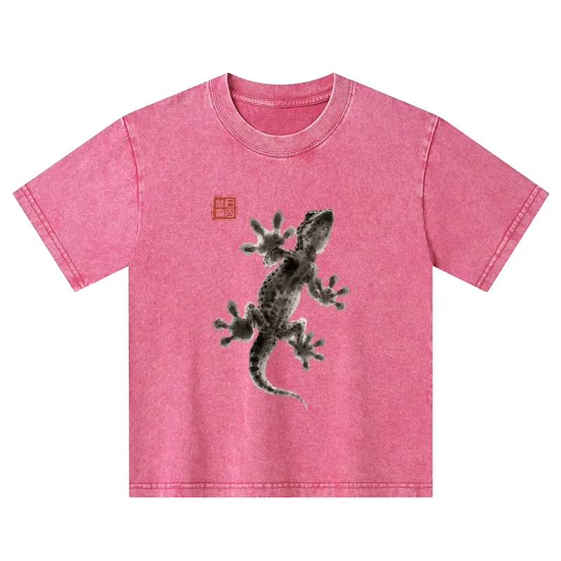 Tokyo-Tiger Minimal Asian Ink Brush Gecko Vibe Kids Washed T-Shirt