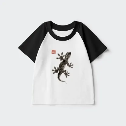 Tokyo-Tiger Minimal Asian Ink Brush Gecko Vibe Kids Raglan T-shirt