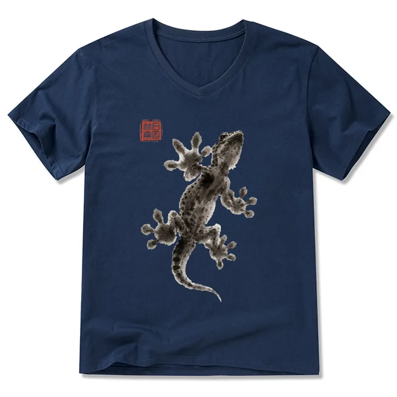 Tokyo-Tiger Minimal Asian Ink Brush Gecko Vibe V-Neck Classic T-Shirt