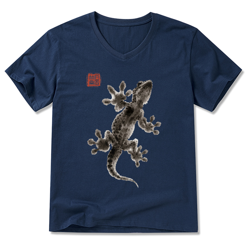 Tokyo-Tiger Minimal Asian Ink Brush Gecko Vibe V-Neck Classic T-Shirt