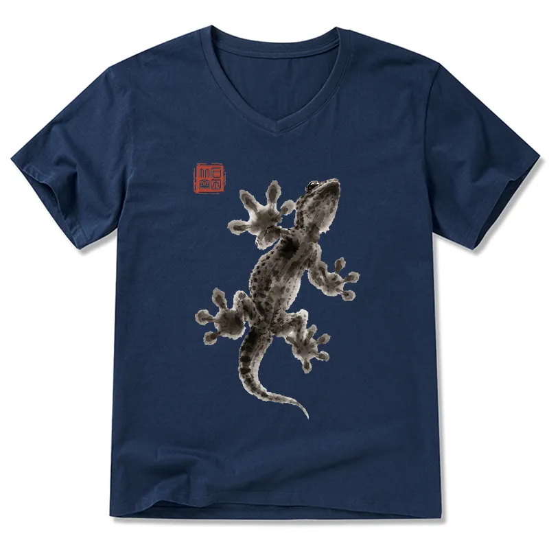 Tokyo-Tiger Minimal Asian Ink Brush Gecko Vibe V-Neck Classic T-Shirt