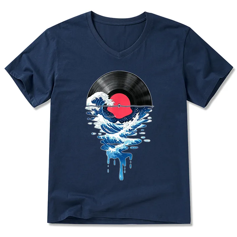 Tokyo-Tiger Vinyl Records And Waves V-Neck Classic T-Shirt