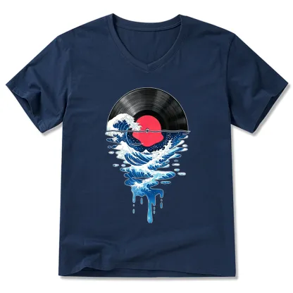 Tokyo-Tiger Vinyl Records And Waves V-Neck Classic T-Shirt