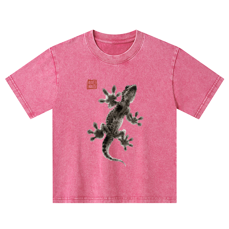 Tokyo-Tiger Minimal Asian Ink Brush Gecko Vibe Kids Washed T-Shirt
