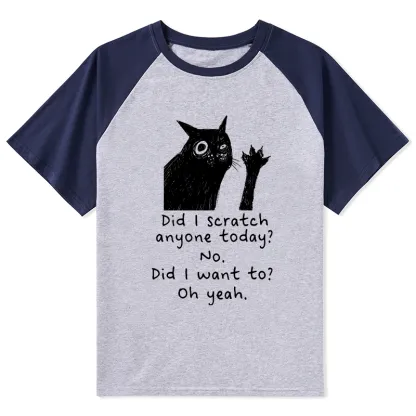 Tokyo-Tiger Black Cat Scratches People Raglan T-shirt