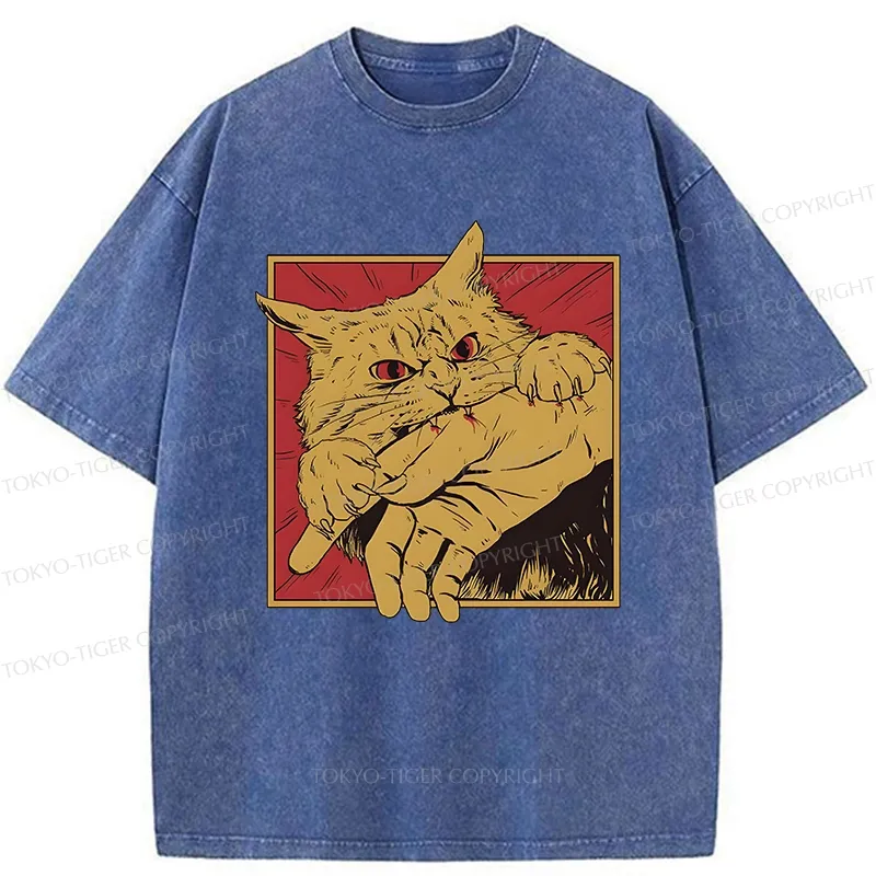 Tokyo-Tiger Retro Cat Biting Hand Washed T-Shirt