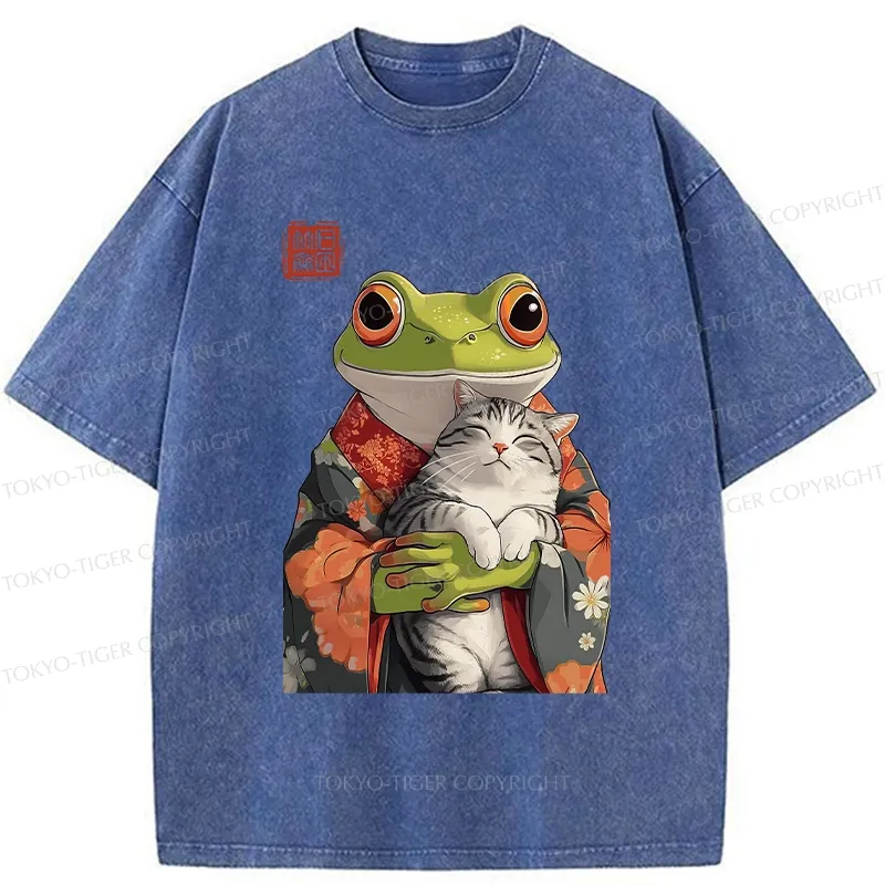 Tokyo-Tiger Frog Holding A Cute Cat Washed T-Shirt