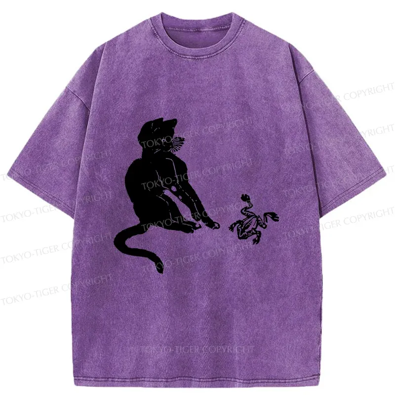 Tokyo-Tiger Cat Plays With Frog Washed T-Shirt