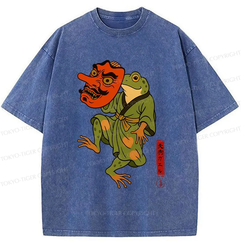 Tokyo-Tiger Frog Holding A Tengu Mask Washed T-Shirt