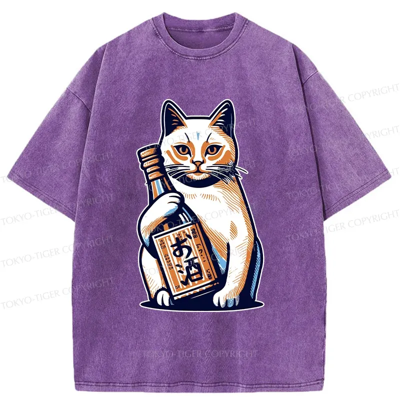 Tokyo-Tiger Cat Holding Wine Washed T-Shirt