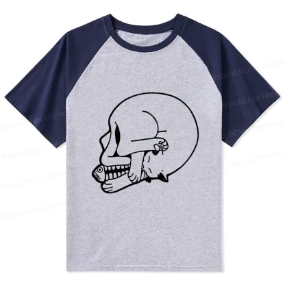 Tokyo-Tiger Funny Cat Eating Fish Raglan T-shirt