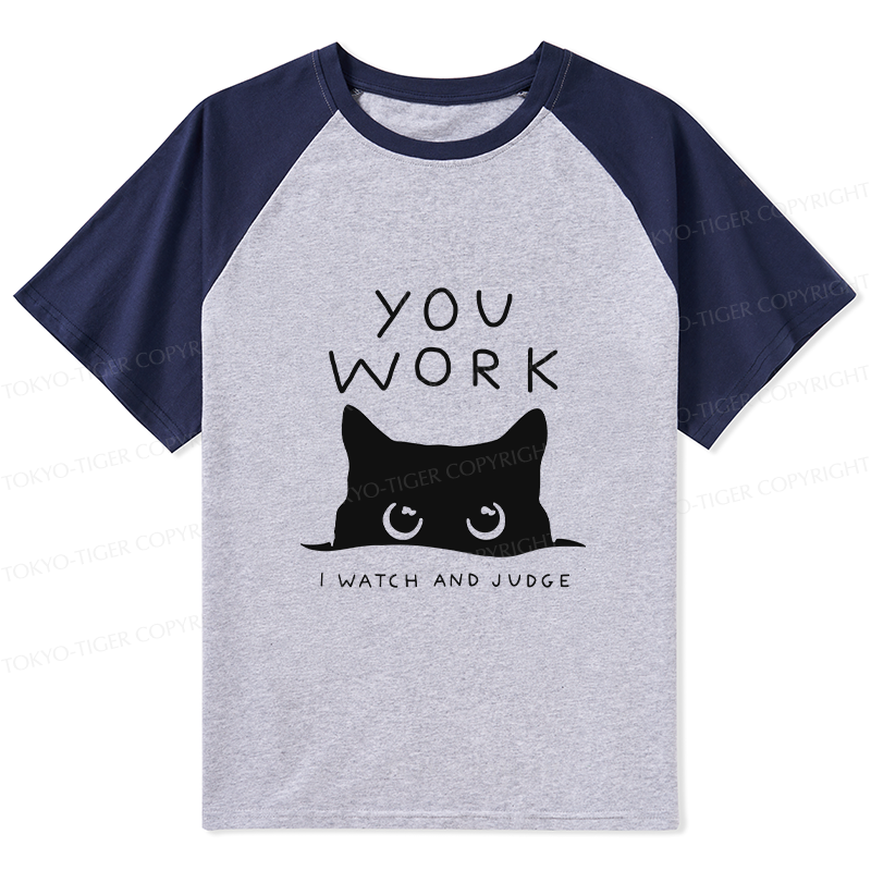 Tokyo-Tiger A Cat That Spies Raglan T-shirt