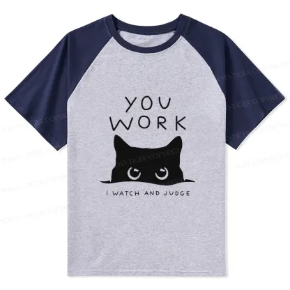 Tokyo-Tiger A Cat That Spies Raglan T-shirt