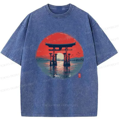 Tokyo-Tiger Retro Japanese Torii Gate Washed T-Shirt