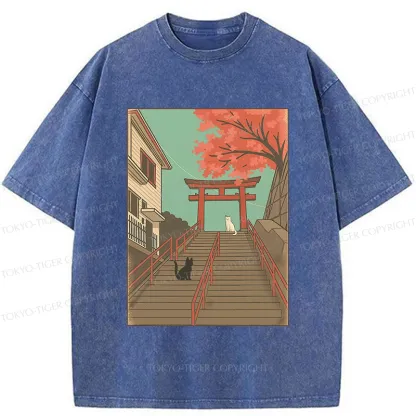 Tokyo-Tiger Encountering At The Torii Gate Washed T-Shirt